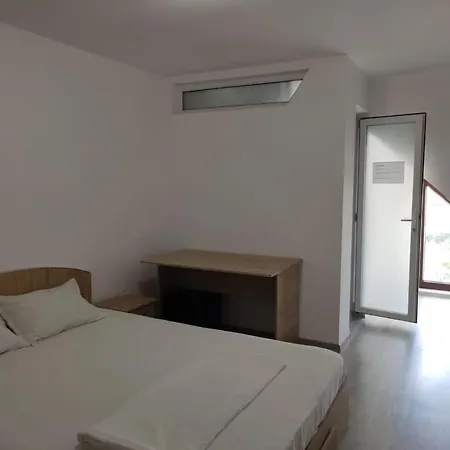 Casa Jolie 3*