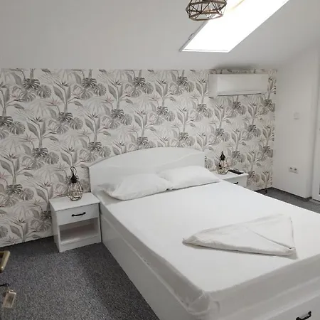 Casa Jolie 3*