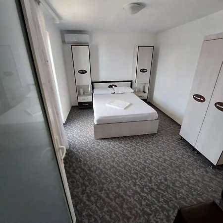 Casa Jolie 3*
